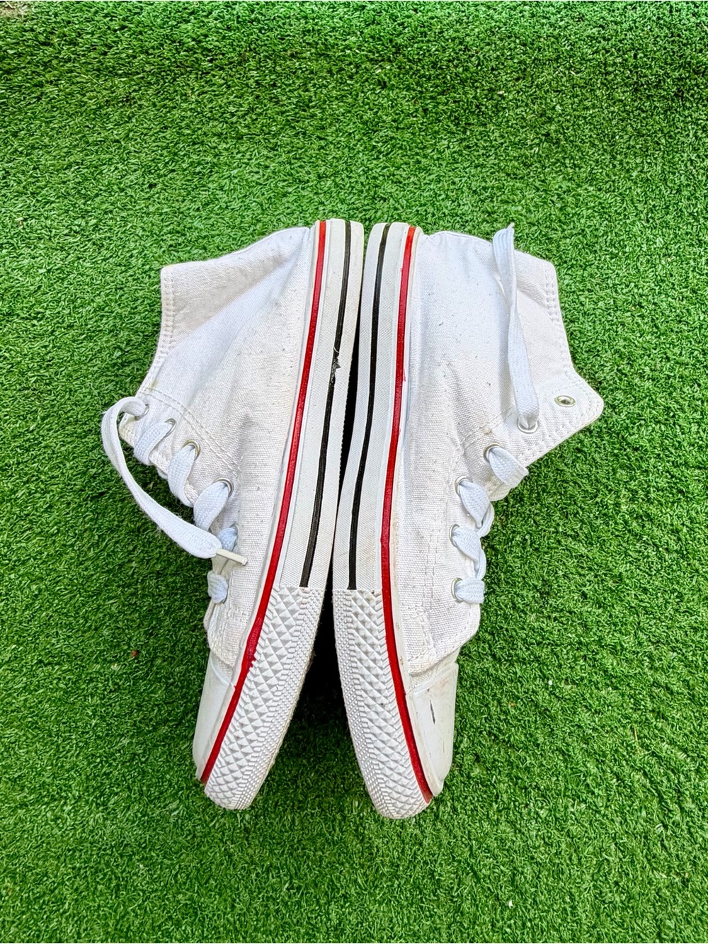 Rue21 White Canvas High Top Retro Chuck Style Sneakers Women's US 9